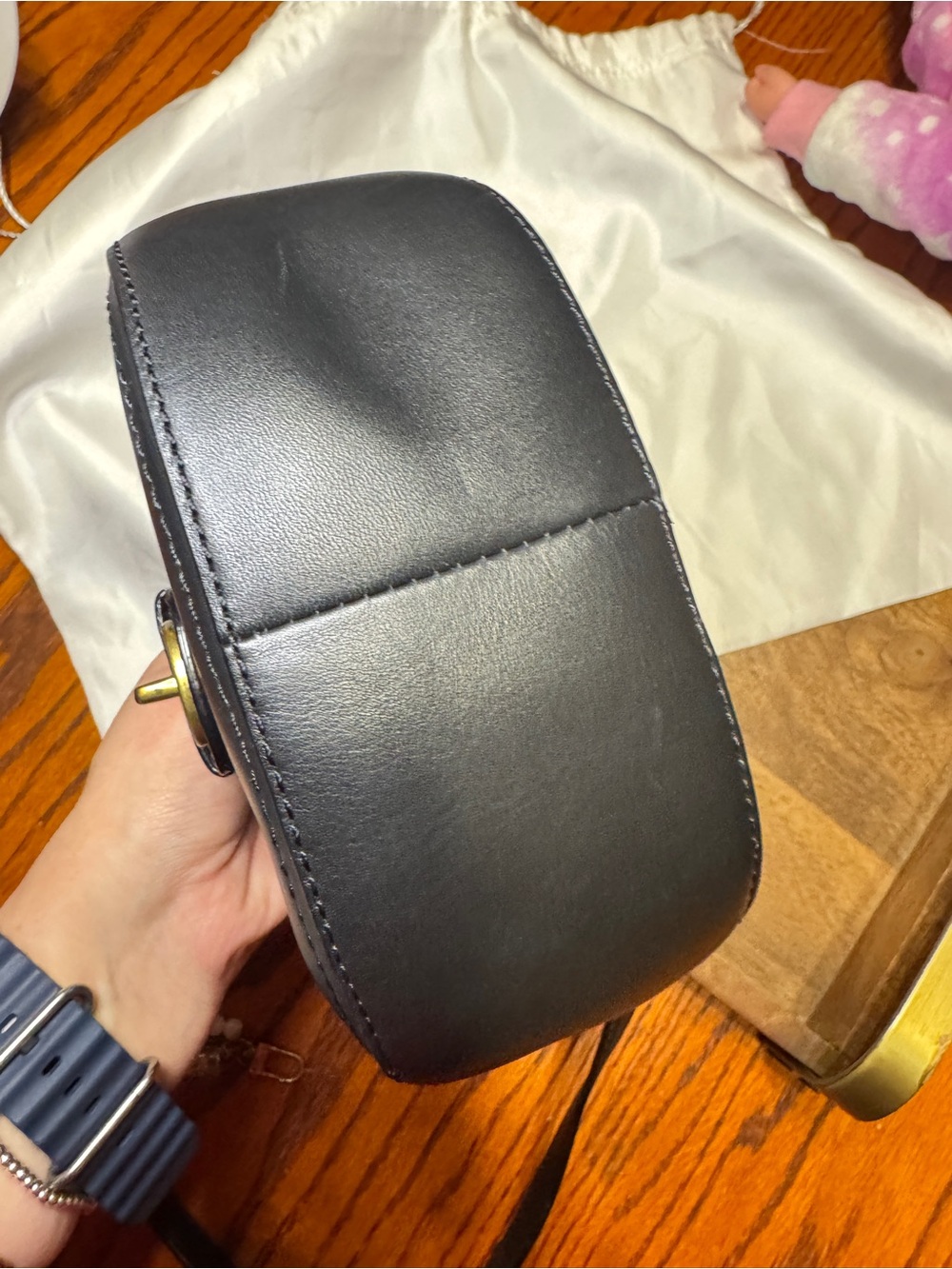NWT Vintage Coach Black Leather Saddle Crossbody with Brass Turnlock - Picture 8 of 13